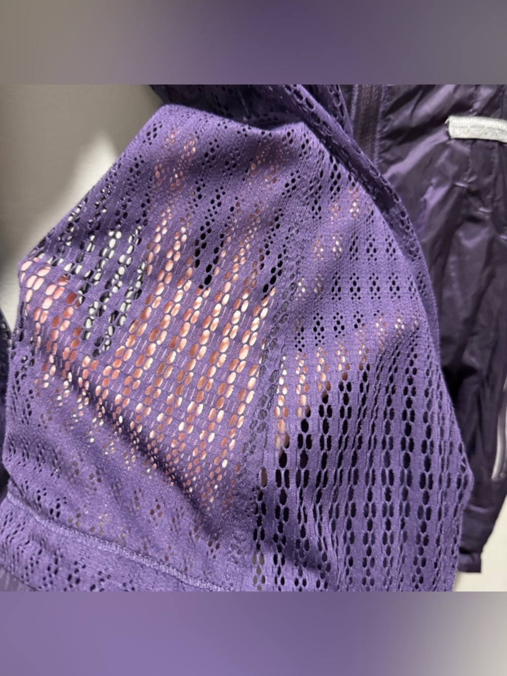Lululemon Run: Wild Jacket - Concord Grape. - Picture 9 of 10